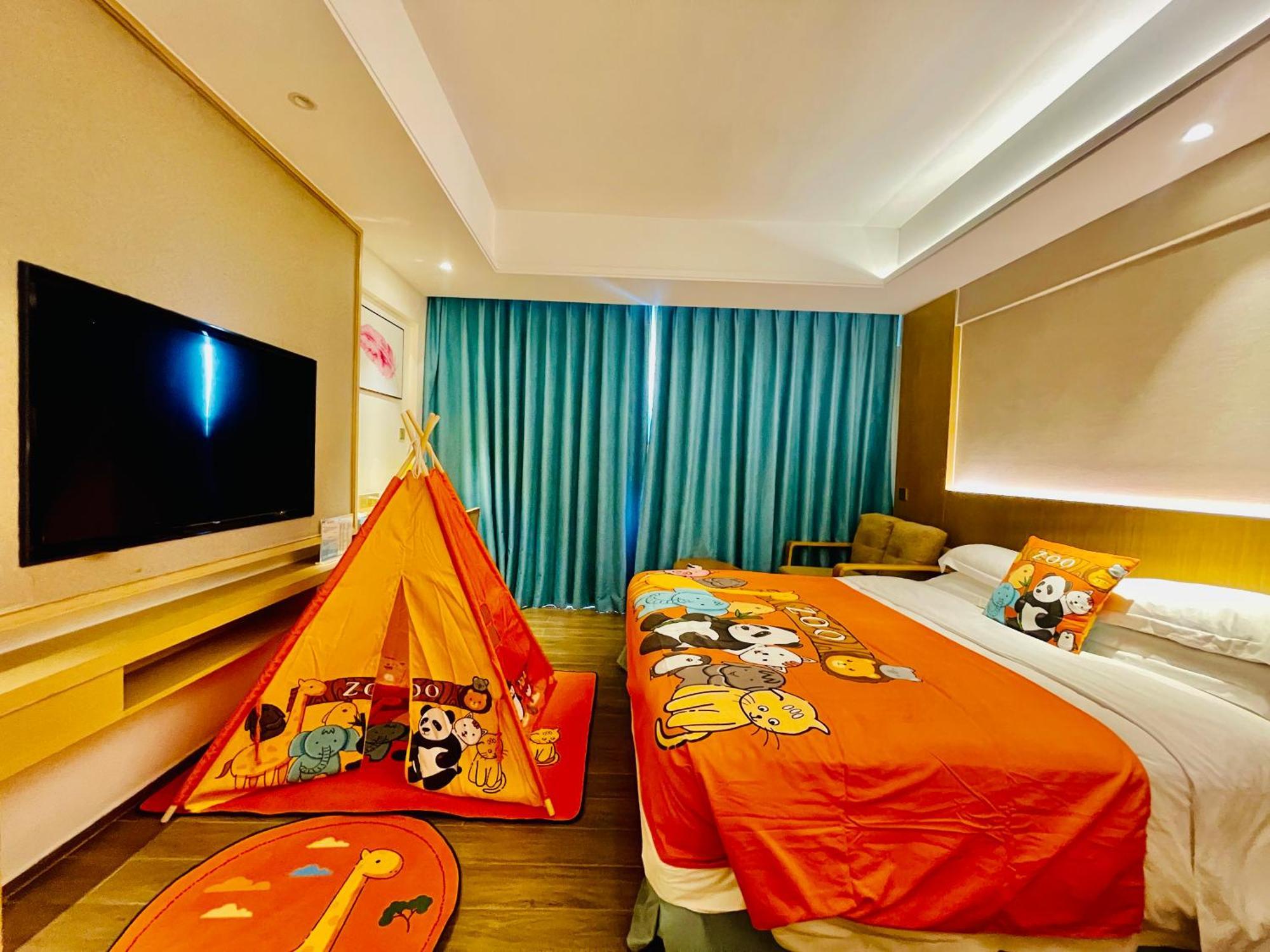 Hotel South China