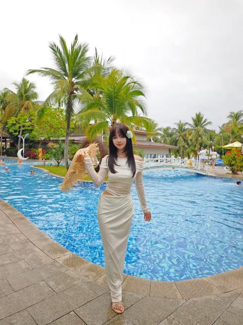 Hotel South China 4*